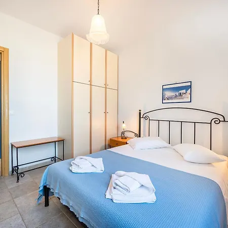 Agnadi Blue Apartments Diakofti Extérieur photo